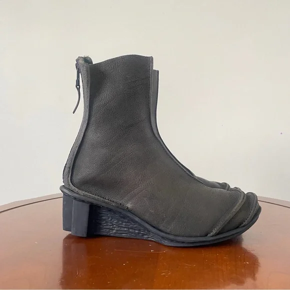 Trippen Black Pebbled Leather Wedge Ankle Boots | - Picture 3 of 8